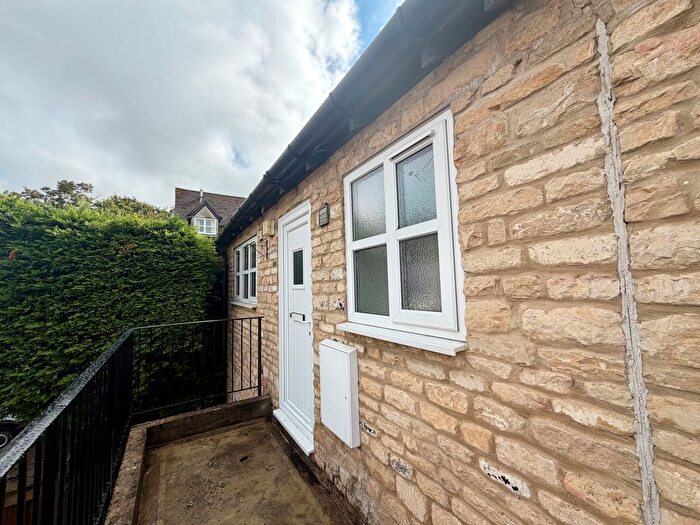 1 Bedroom Flat To Rent In Daniel Court, Stamford, PE9