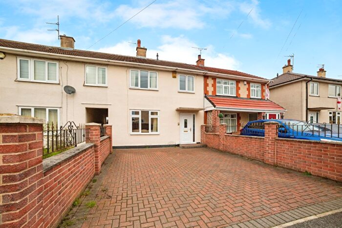 3 Bedroom Semi Detached House For Sale In Lindley Crescent, Thurnscoe, Rotherham, S63