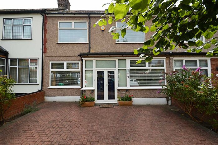 3 Bedroom Terraced House For Sale In Brantwood Gardens, Redbridge, IG4