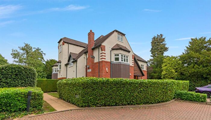 2 Bedroom Penthouse To Rent In Highbury House, Highbury Road, Sutton Coldfield, B74