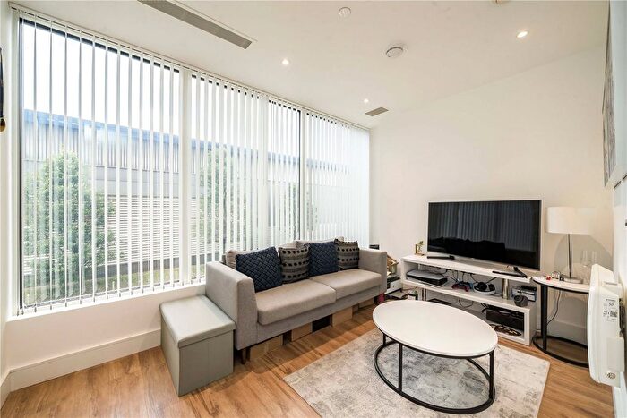 Studio To Rent In West Gate, London, W5