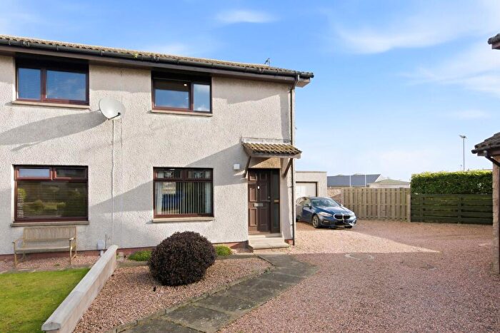 2 Bedroom Semi-Detached House For Sale In The Maltings, Montrose, DD10