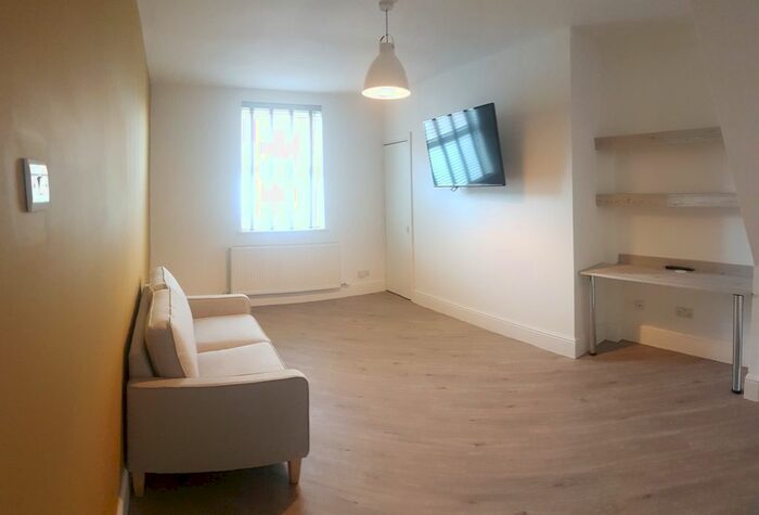 1 Bedroom Flat To Rent In Beverley Road, Hull HU5