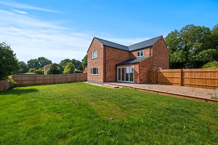 4 Bedroom Detached House For Sale In Main Street, Watford, NN6