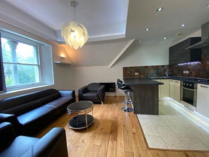 1 Bedroom Apartment To Rent In The Parade, Roath, Cardiff, CF24