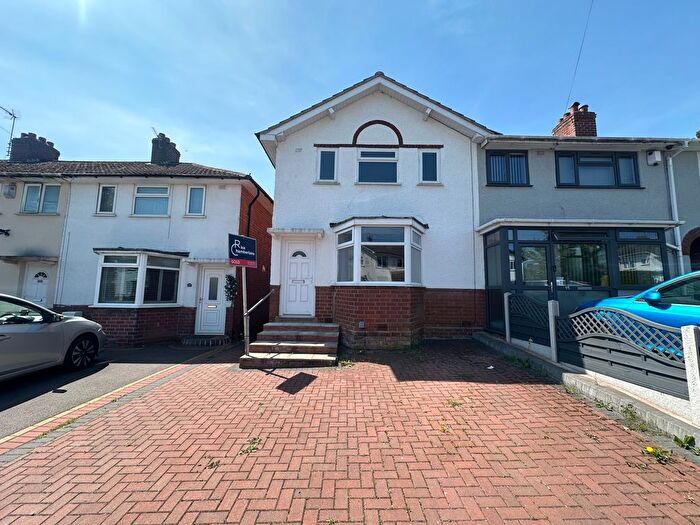 3 Bedroom Property To Rent In Lanchester Road, Birmingham, B38