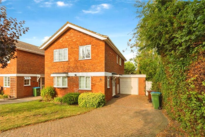 4 Bedroom Detached House For Sale In Orchard Close, Stoke Mandeville, Aylesbury, Buckinghamshire, HP22
