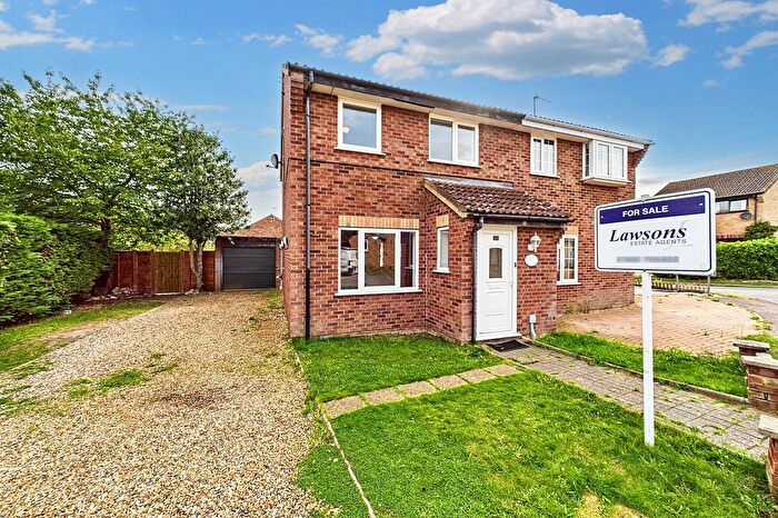 3 Bedroom Semi-Detached House For Sale In Jasmine Close, Thetford, IP24