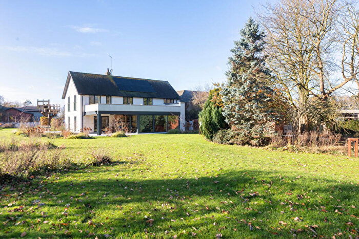 4 Bedroom Detached House For Sale In Lodge Lane, Lytham, FY8