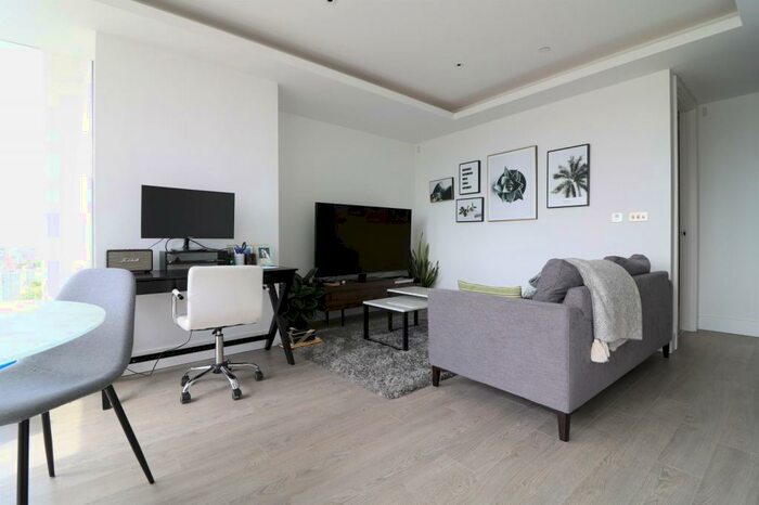 1 Bedroom Apartment To Rent In Carrara Tower, City Road, Bollinder Place, Old Street, Shoreditch, London, EC1V