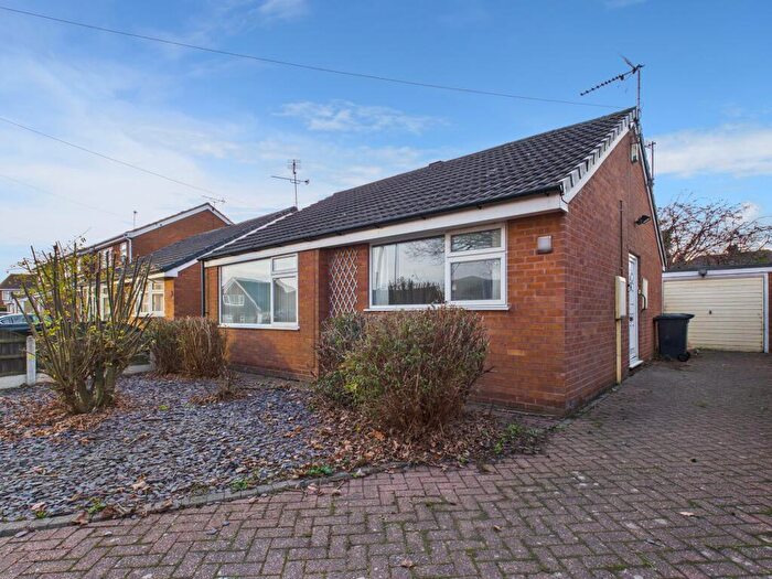 2 Bedroom Detached Bungalow To Rent In Rowan Close, Chaddesden, Derby, Derbyshire, DE21