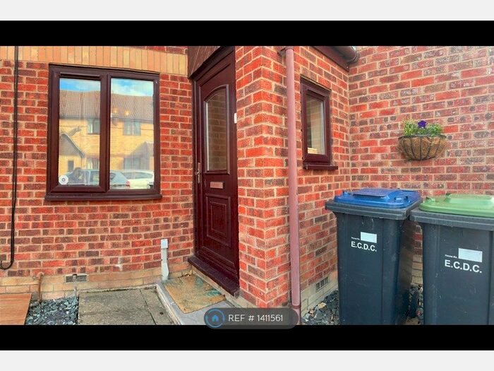 3 Bedroom Terraced House To Rent In Calfe Fen Close, Soham, Ely, CB7