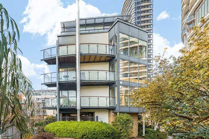 2 Bedroom Flat For Sale In Boardwalk Place, Canary Wharf, E14