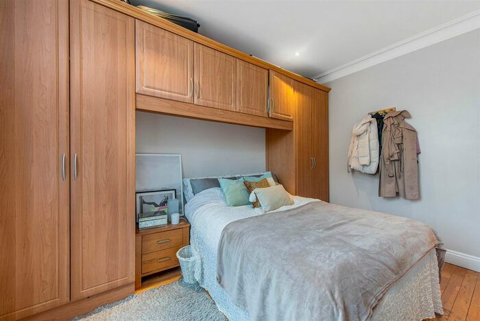1 Bedroom Flat To Rent In Wray Crescent, Finsbury Park, N4