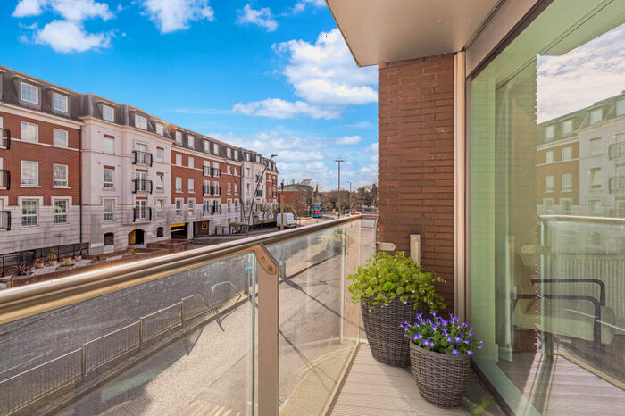 2 Bedroom Apartment To Rent In Station Approach, Epsom, Surrey, KT19