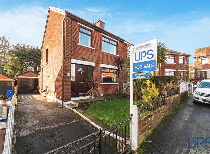 3 Bedroom Semi-Detached House For Sale In Stockmans Drive, Belfast, BT11