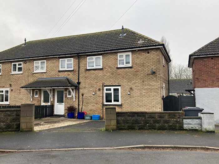 3 Bedroom House To Rent In Searby Road, Scunthorpe, DN17