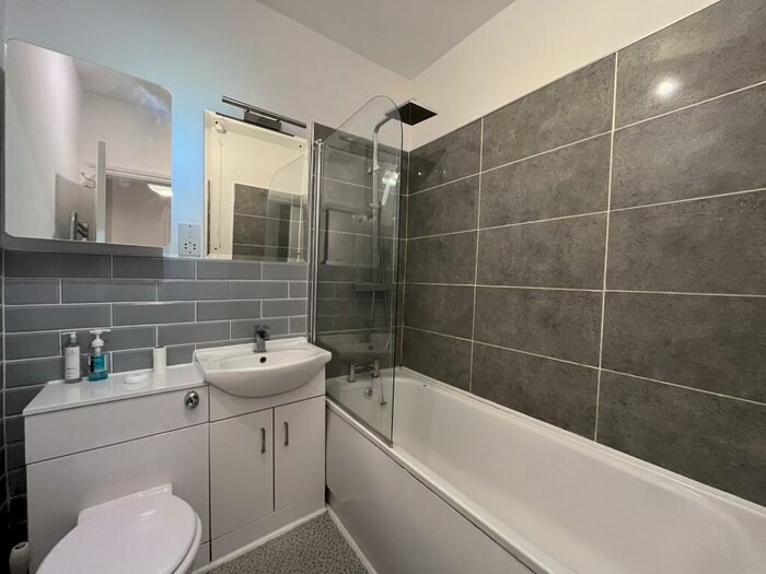 2 Bedroom Flat To Rent In Bardwell Road, Oxford, OX2