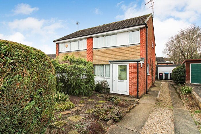 3 Bedroom Semi Detached House For Sale In Lunedale Avenue, Knaresborough, North Yorkshire, HG5