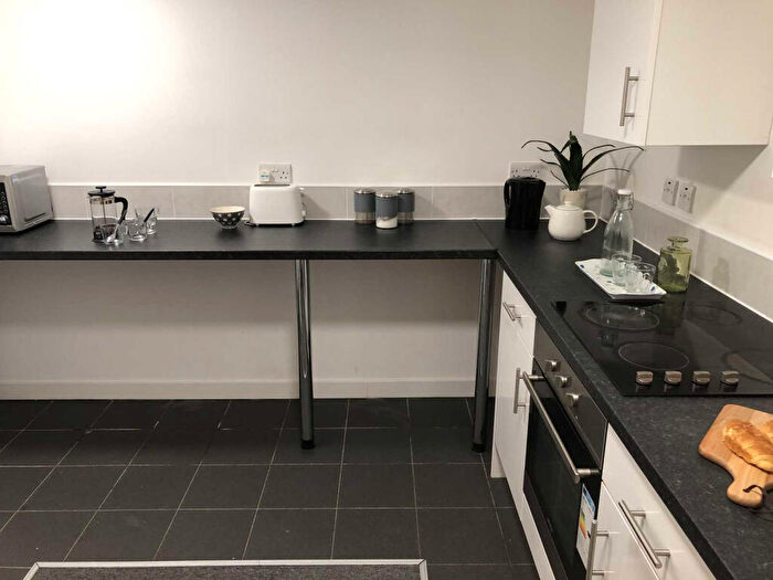 4 Bedroom Private Halls To Rent In Tudor Road, Leicester, LE3