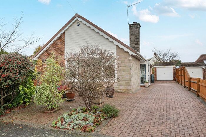 5 Bedroom Detached Bungalow For Sale In Berkeley Close, Maidenhead, SL6