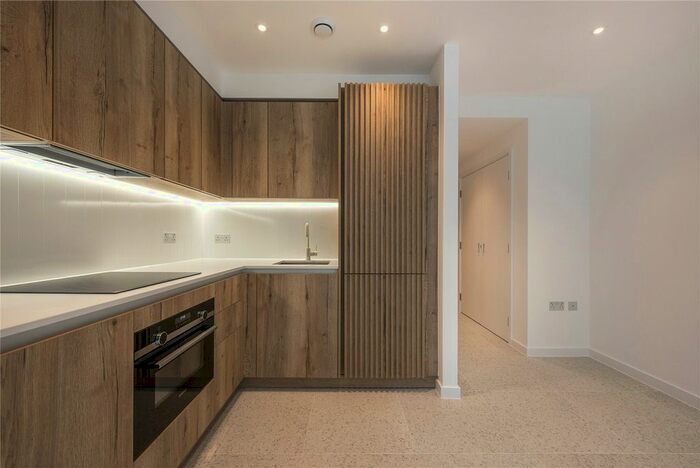 Studio To Rent In Jacquard House, Silk District, London E1