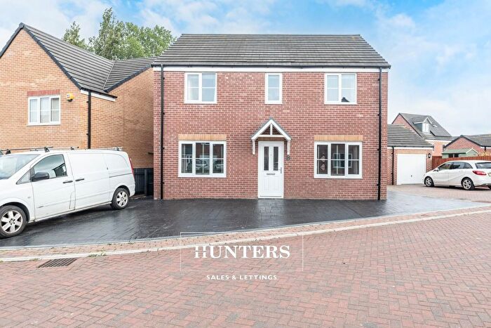 4 Bedroom Detached House To Rent In Chambers Close, Castleford, WF10