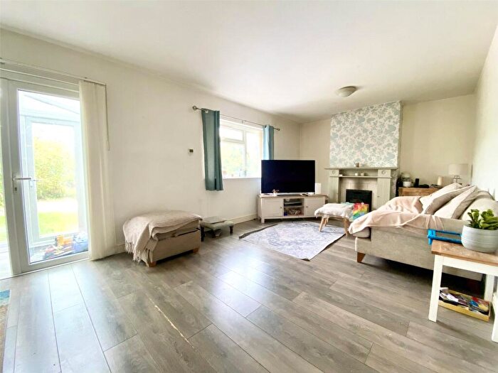 3 Bedroom Semi-Detached House To Rent In Flax Bourton, Orchard Cottages, BS48