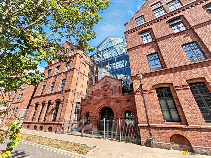 2 Bedroom Apartment For Sale In Model Lodging House, Salford, M3
