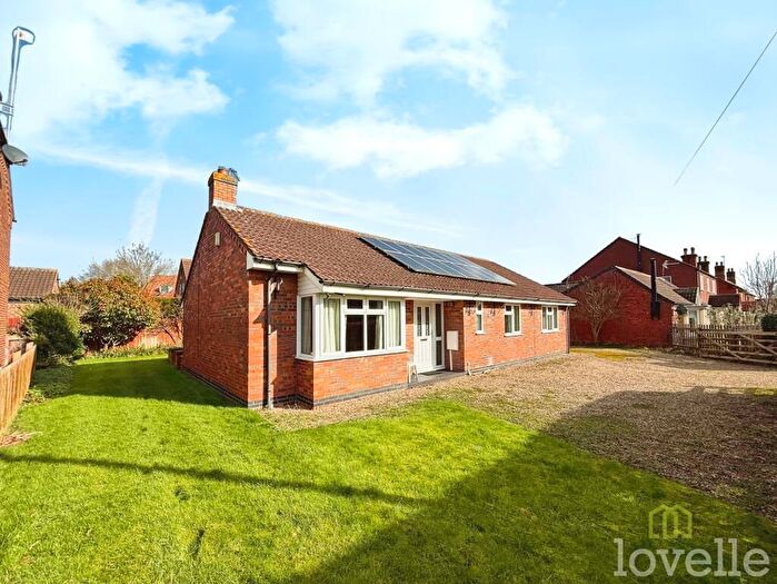 3 Bedroom Detached Bungalow For Sale In Church Street, Carlton-Le-Moorland, Lincoln, LN5