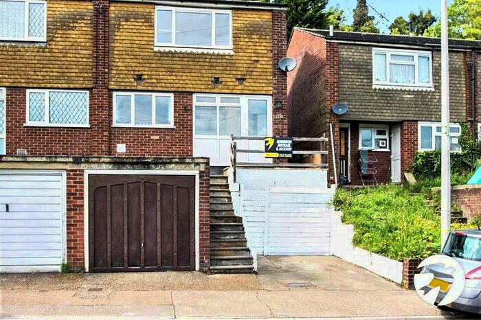 3 Bedroom Semi-Detached House To Rent In Princes Avenue, Walderslade, Chatham, Kent, ME5