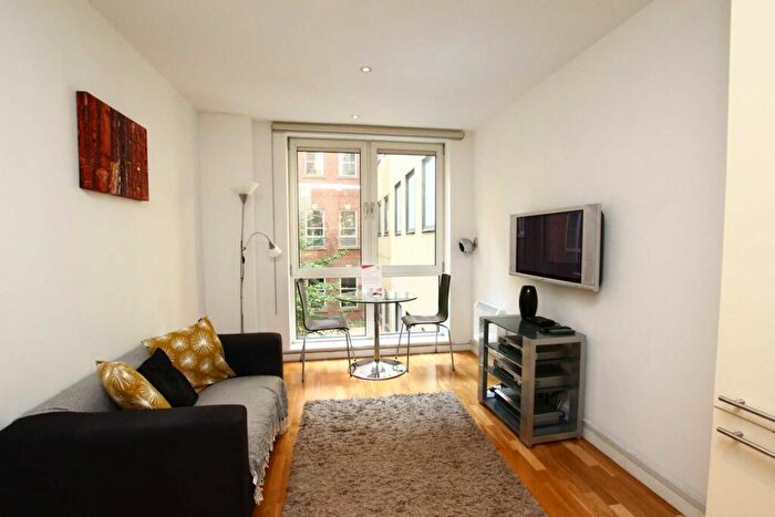 1 Bedroom Flat To Rent In Hosier Lane, Clerkenwell, EC1A