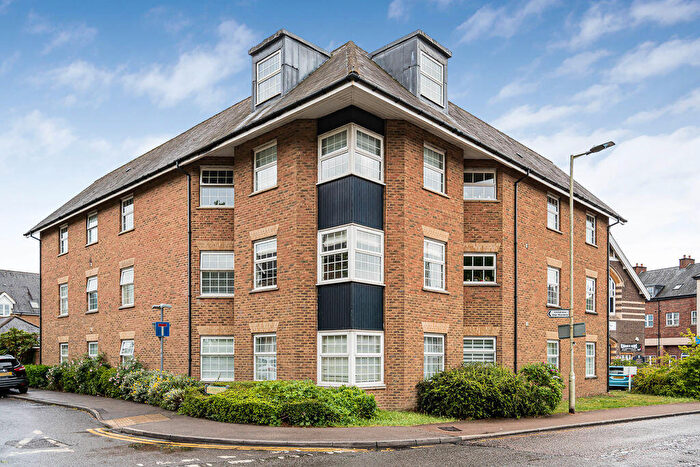 2 Bedroom Flat For Sale In Mill Street, Hemel Hempstead, HP3