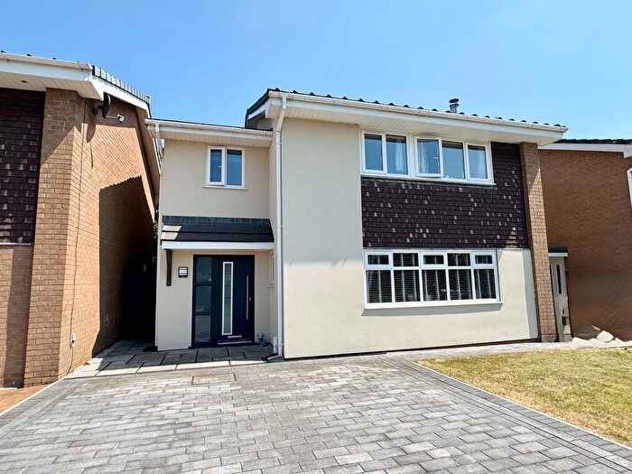 4 Bedroom Detached House For Sale In Capesthorne Close, Holmes Chapel, CW4