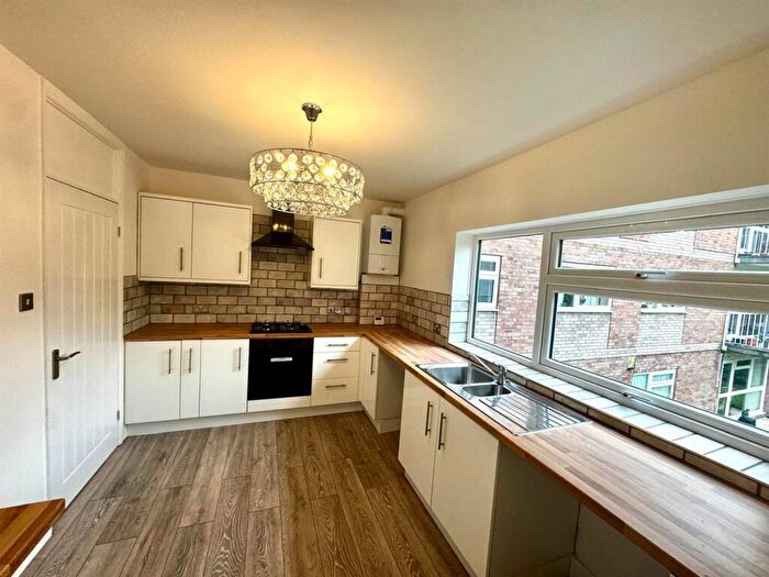 3 Bedroom Apartment To Rent In Beech Court, , Willow Bank Manchester, M14