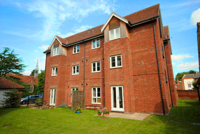 2 Bedroom Apartment To Rent In Chantry Court, Felsted, Essex, CM6