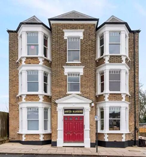 3 Bedroom Flat For Sale In Gondar Gardens, West Hampstead, London, NW6