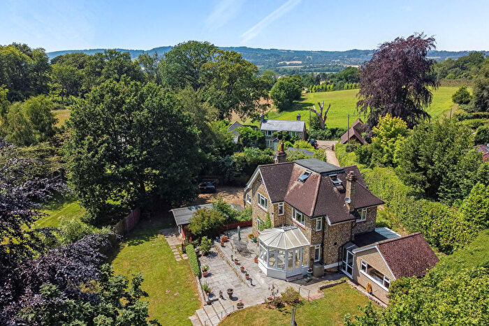 5 Bedroom Detached House For Sale In Stodham Lane, Liss, GU33