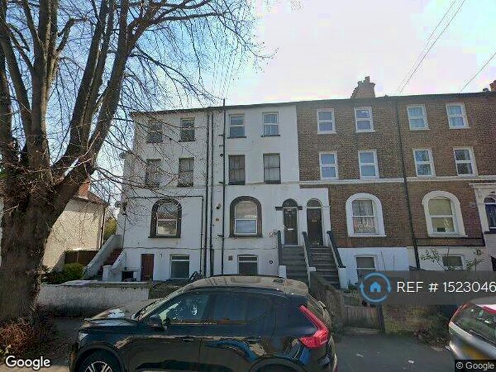 1 Bedroom Flat To Rent In Ash Grove, Bromley, SE20