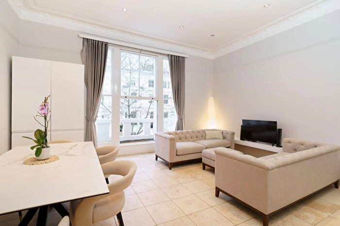 1 Bedroom Flat To Rent In Palace Gardens Terrace, Kensington, London, W8