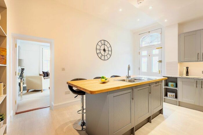 2 Bedroom Flat To Rent In Boddington House, Boddington Lane, Boddington, GL50