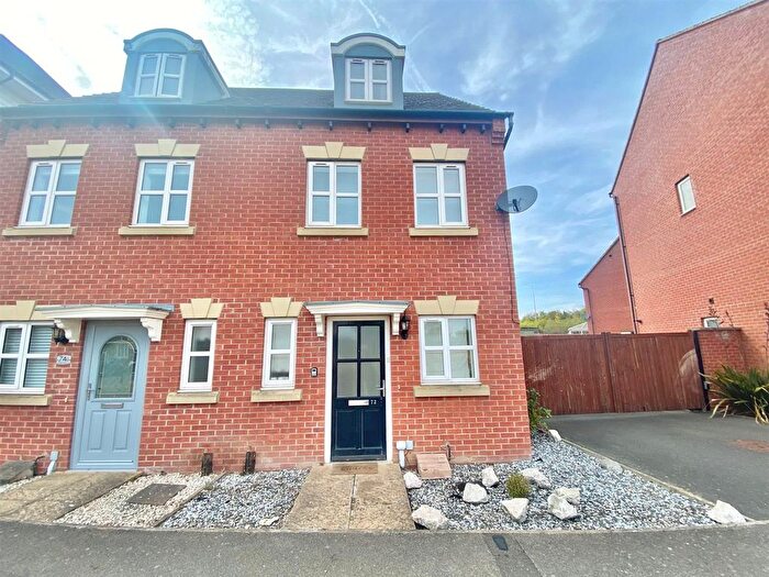 3 Bedroom Semi Detached House For Sale In Shore View, Hampton Hargate, Peterborough, PE7