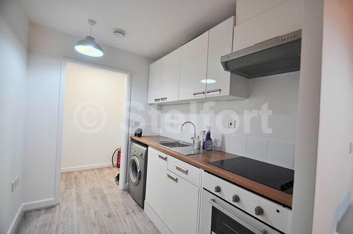 2 Bedroom Flat To Rent In Eversholt Street, London, NW1