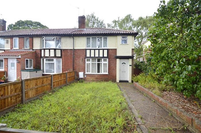 3 Bedroom Semi-Detached House To Rent In Barrett Road, Norwich, NR1