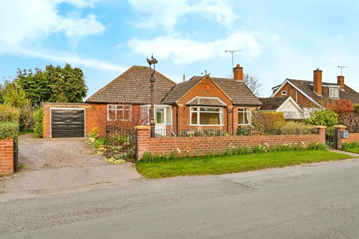 2 Bedroom Detached Bungalow For Sale In Church Broughton Road, Foston, Derby, DE65