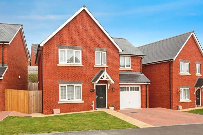 4 Bedroom Detached House For Sale In Barrow Vale, Kingsteignton, Newton Abbot, TQ12