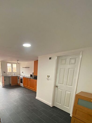 Studio To Rent In Uxbridge Road, Slough, SL2