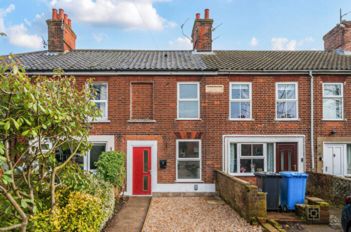 2 Bedroom Terraced House For Sale In Aylsham Road, Norwich, NR3