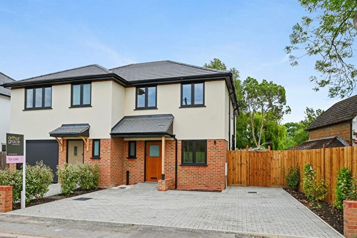 3 Bedroom Semi-detached House For Sale In Old Uxbridge Road, Rickmansworth, WD3