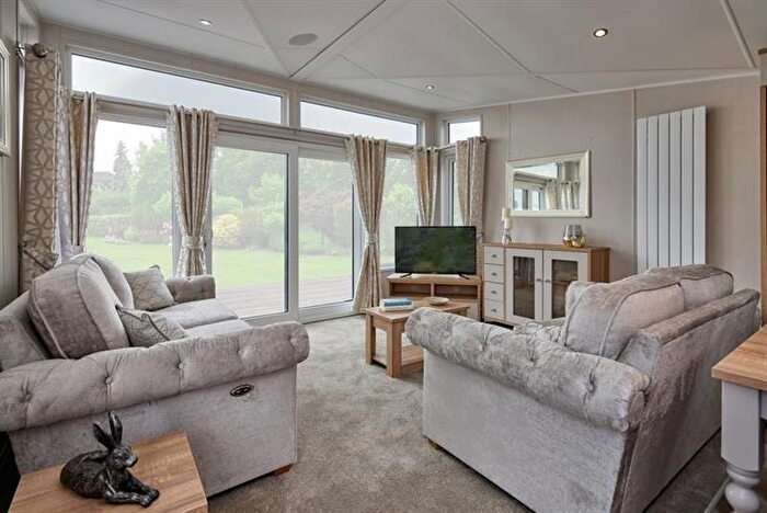 2 Bedroom Lodge For Sale In Willerby Vogue Lodge Classique, Mill Rythe Coastal Village, Havant Road, Hayling Island, Hampshire, PO11